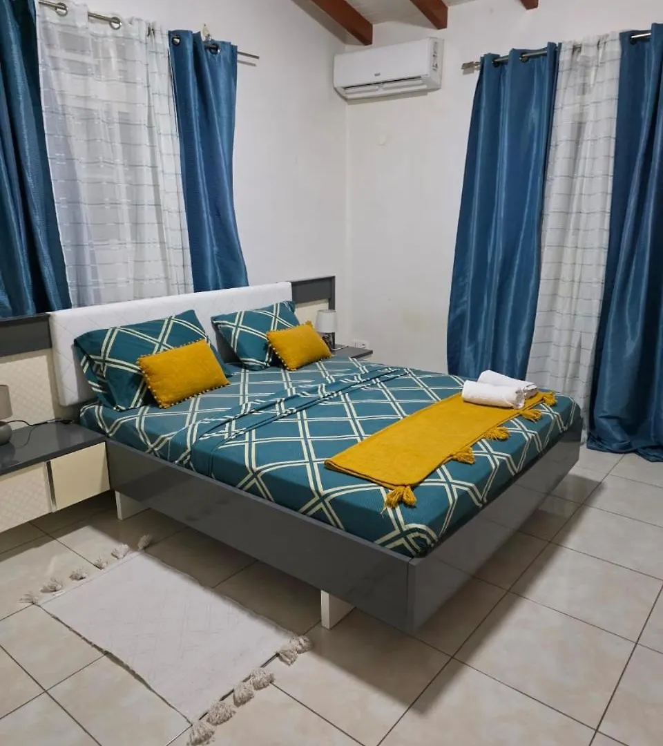 Holiday home Maison Moderne Sainte-Anne